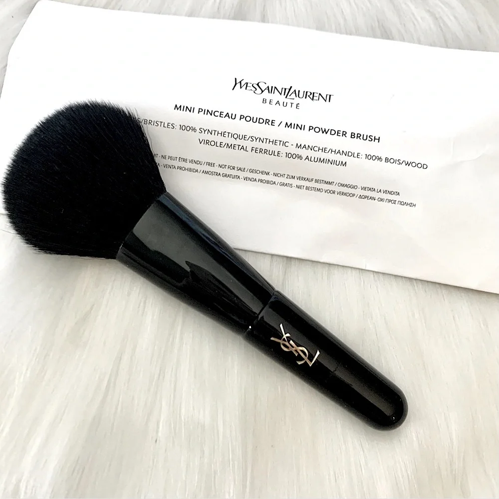 YSL Beauty Exclusive Mini Travel Makeup Powder Brush NEW